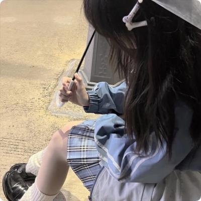 坐着轮椅飞上天空